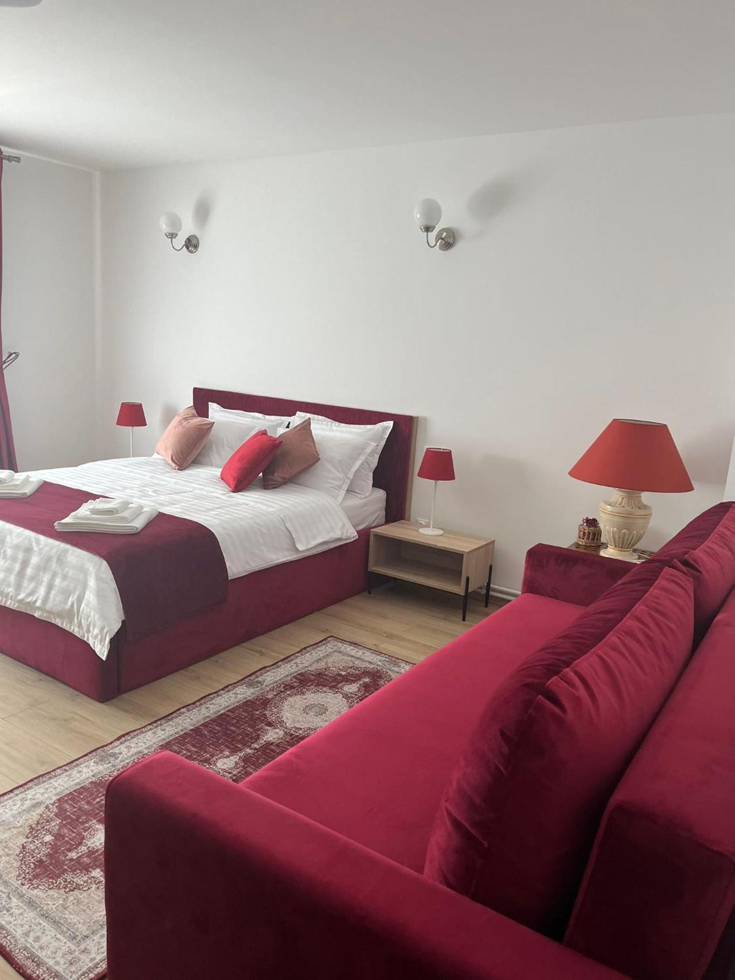 Kilometru108 Hotel Leordina Bagian luar foto